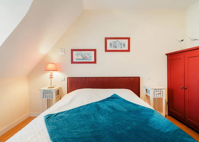 Apartment Le Decolle By Interhome